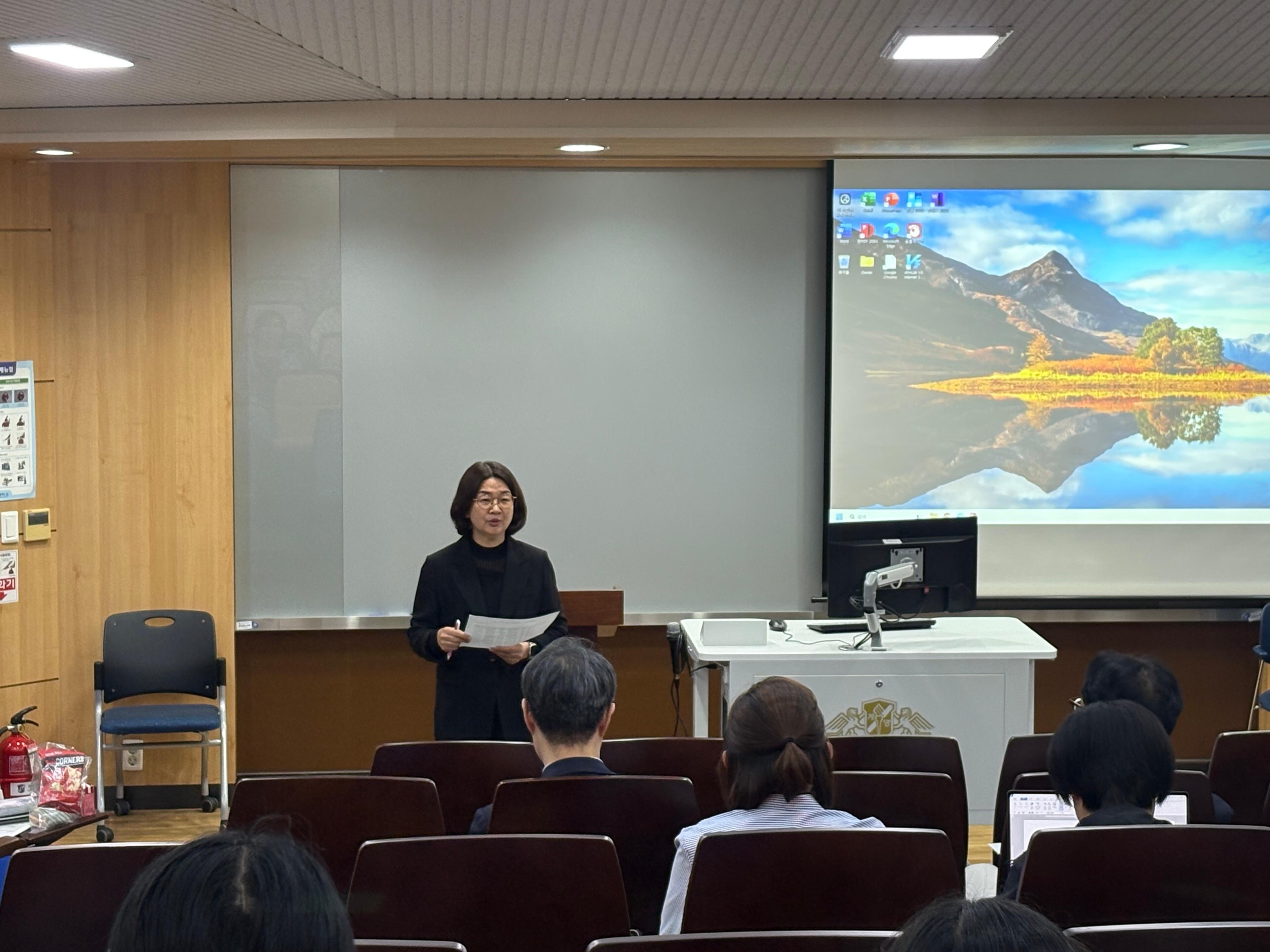 박사논문 발표１.jpg 첨부 이미지